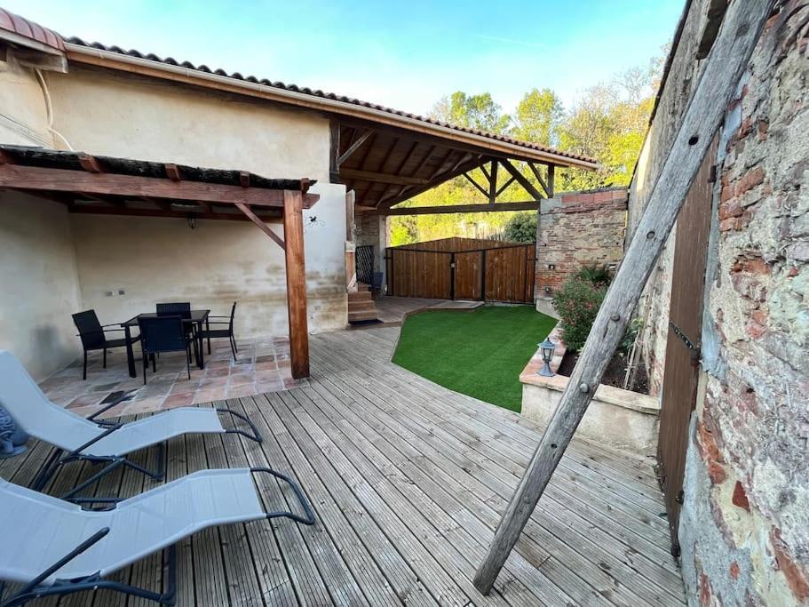 Gite Le Jardin Secret Et Gite Au Temps Suspendu Montpezat  외부 사진